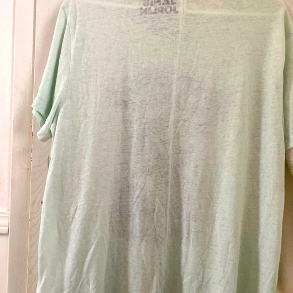 T-Shirts - Picture 5 of 5